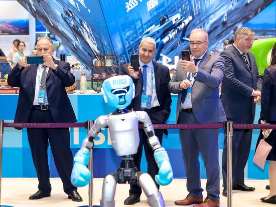 2026 Maritime Silk Road Port Cooperation Forum in Ningbo brings together global port partners