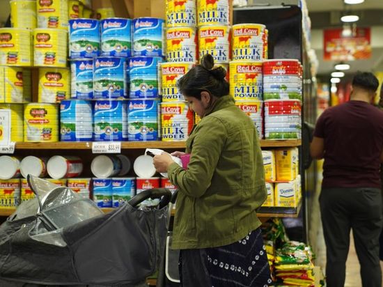 US consumer confidence slips in May amid Mideast confl