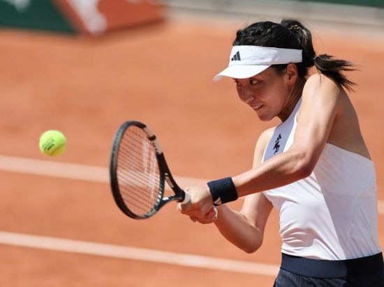 China's Wang Xinyu crashes out of French Open