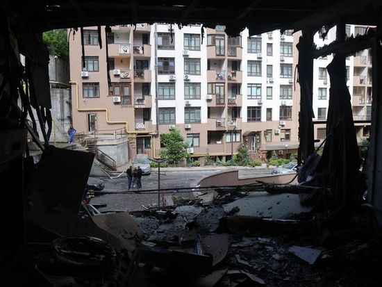 Russia strikes Ukraine's military airfields, infrastructure