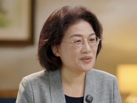 Video | 'Keep walking; we'll find bridges, roads': A dialogue with He Tingbo