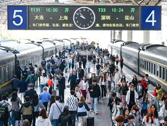 Summer tourism surges as agencies report steady booking growth