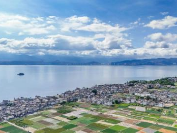 View of Erhai Lake in China's Yunnan