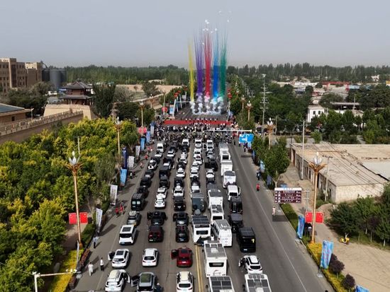 China's most beautiful highway Duku Road reopens to tourists