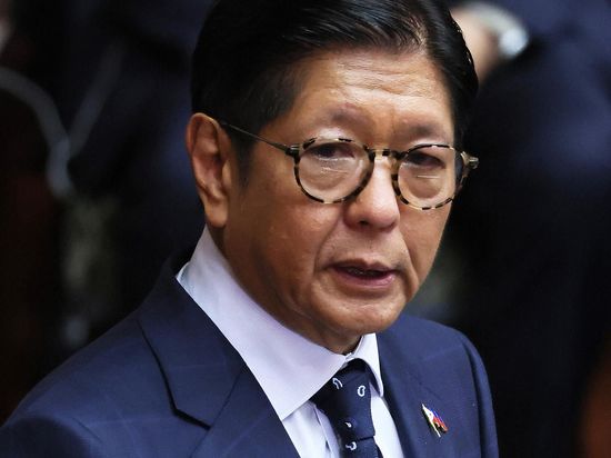 Manila's dangerous gamble