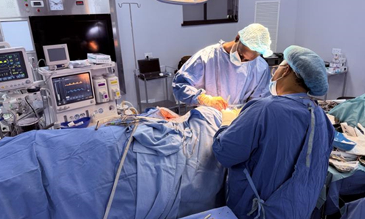 Photo shows Dr Nathaniel Zimani from the Zimbabwean medical team performs deep brain stimulation surgery in Milton Park Hospital, Harare, Zimbabwe on May 28, 2026. Photo: Courtesy of Neuromodulation Joint Working Group of China-Africa Hospital Alliance