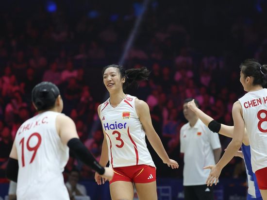China edges Thailand in five sets for first win in Women's Volleyball Nations League