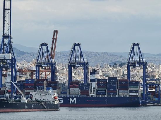 China, Greece pledge to expand maritime ties for green transition