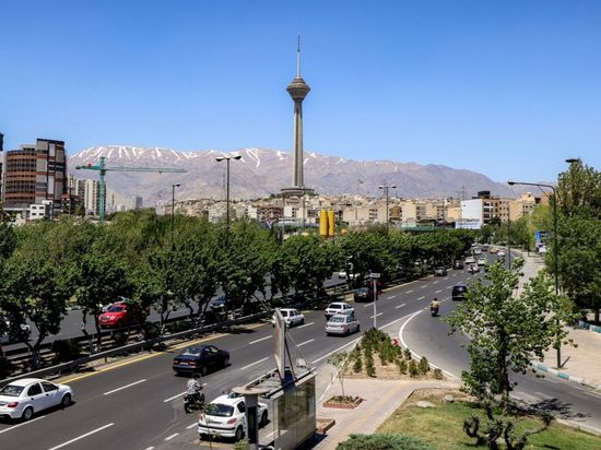 Iran, Israel signal halt to mutual strikes, while risk of renewed fighting remains