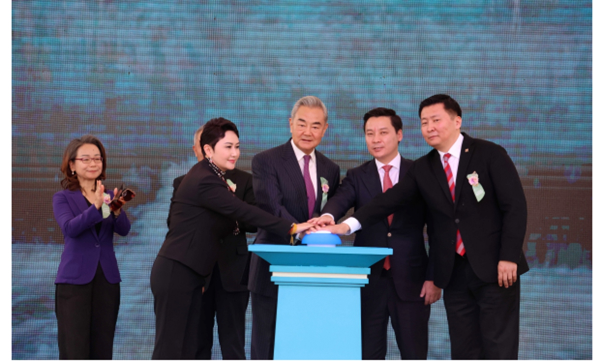 Photo: Chinese Foreign Ministry