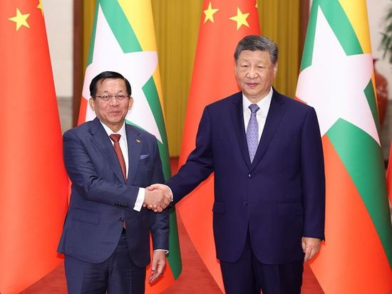 Posters: Highlights of Xi's remarks during meeting with President of Myanmar Min Aung Hlaing