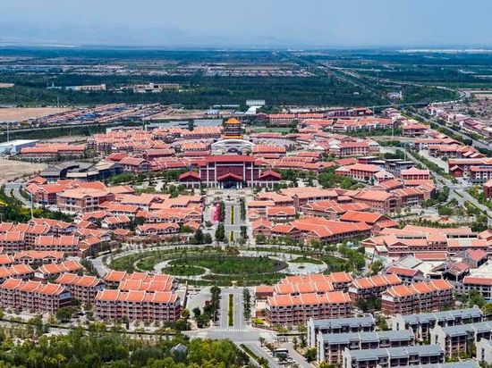Xi stresses coordinated regional development, solid progress toward common prosperity