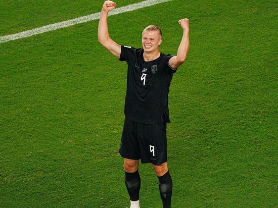 Haaland's second World Cup double lifts Norway past Senegal, France cruise past Iraq