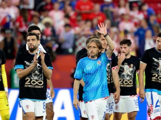 Modric makes history with 200 caps as Croatia downs Panama