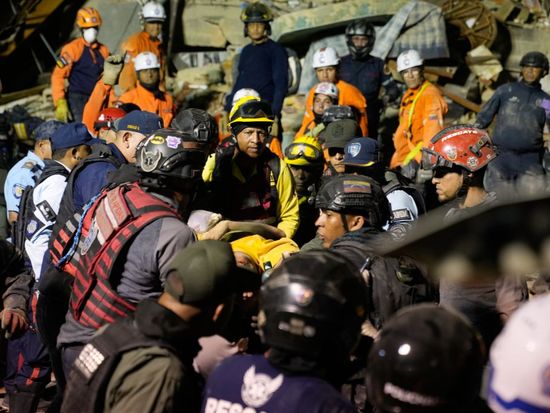 At least 32 dead, 700 injured in Venezuelan earthquakes: acting president