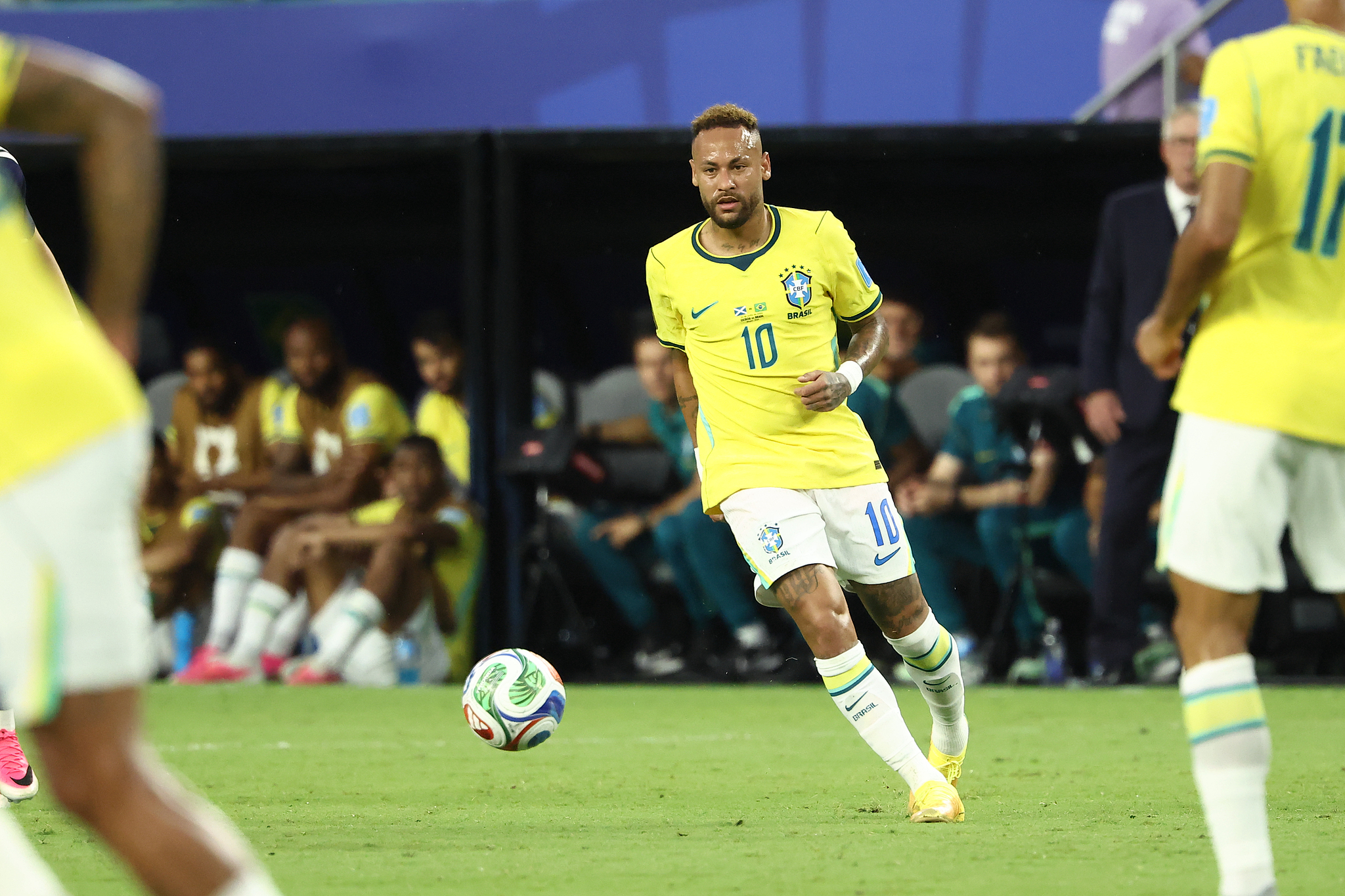 Brazil striker Neymar (#10) controls the ball against Scotland in a Group C match at the 2026 FIFA World Cup in Miami Gardens, Florida, June 24, 2026. /VCG
