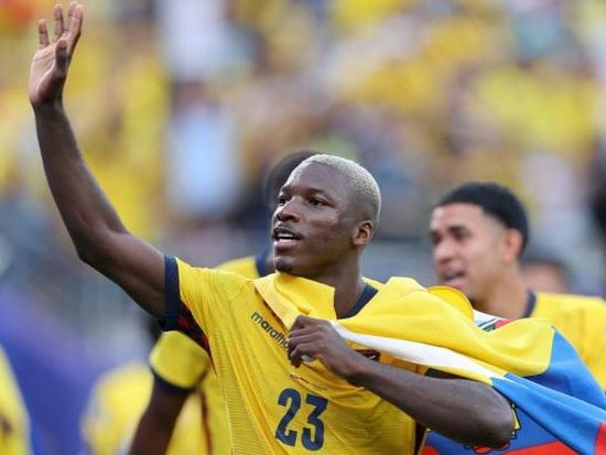 Ecuador stuns Germany 2-1 to reach World Cup knockout stage