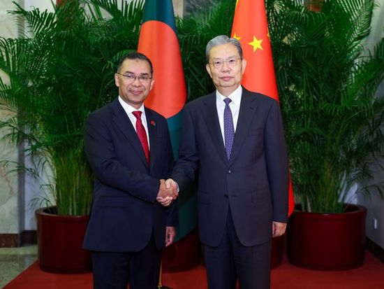 China's top legislator meets Bangladeshi PM