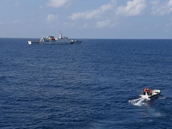 China Coast Guard patrols Huangyan Dao