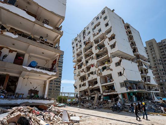 Rescuers battle to unearth Venezuelan man eight days after quakes
