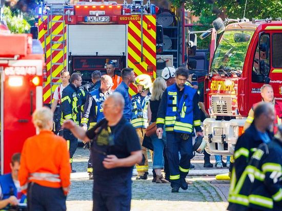 2 dead, 34 injured in hospital fire in NE Germany