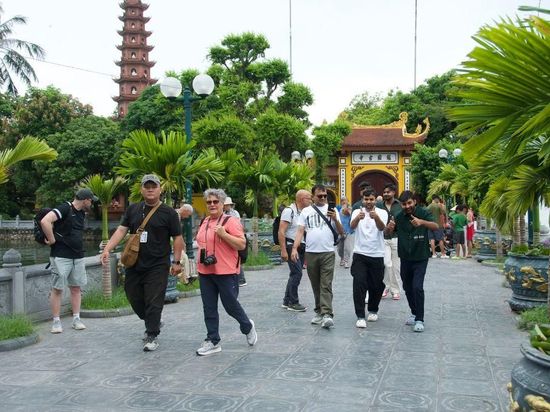 Vietnam welcomes 12.3 mln int'l arrivals in H1