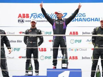 Wehrlein wins rain-hit Shanghai E-Prix to cut Evans' title lead