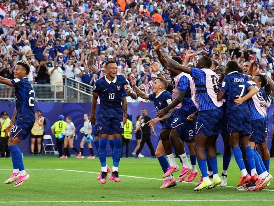 Mbappe penalty sends France past Paraguay 1-0 to reach World Cup quarterfinals