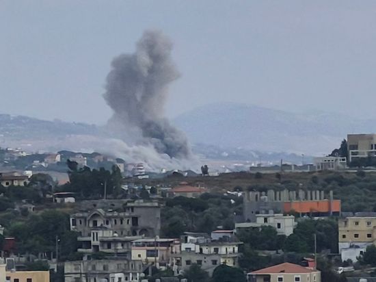 Israeli airstrike hits outskirts of S. Lebanese town