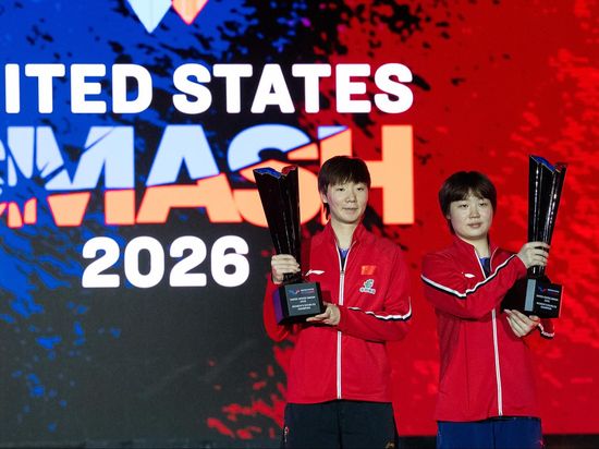 Chinese paddlers win WTT United States Smash women's doubles title