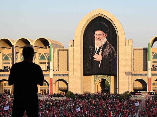 Huge crowds expected at Iran late leader's funeral procession