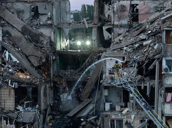 Russia, Ukraine mutual attacks continue as Trump says peace 'much closer than people realize'