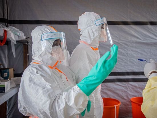 Ebola deaths in DR Congo top 500 amid continued community transmission