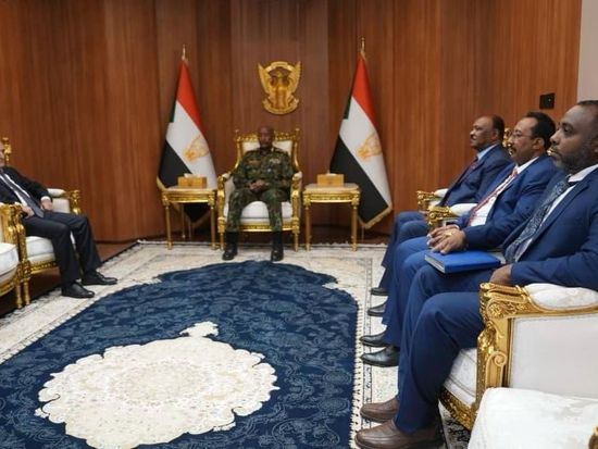 Burhan, AU envoy discuss peace talks, Khartoum office reopening