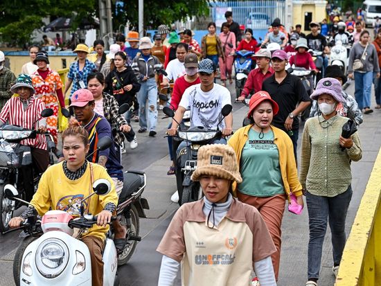 Cambodia's garment, shoe, travel goods exports hit nearly 8 bln USD in H1 2026