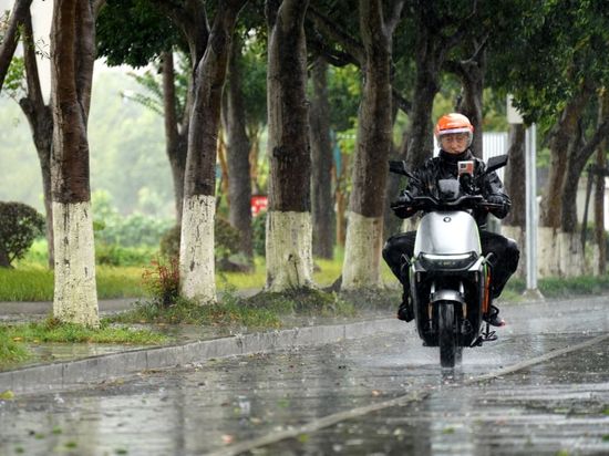 China steps up emergency response as Typhoon Bavi nears