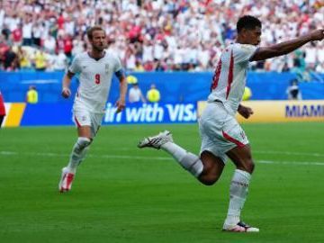 Bellingham's brace helps England edge Norway to reach World Cup semifinals