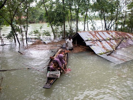 51 dead, over 1 mln marooned by floods in Bangladesh