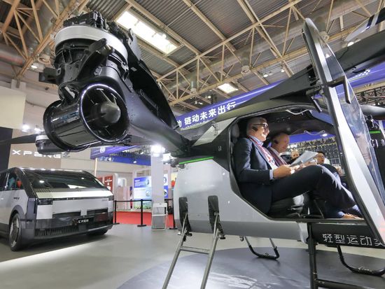Global supply chain cooperation remains overarching trend