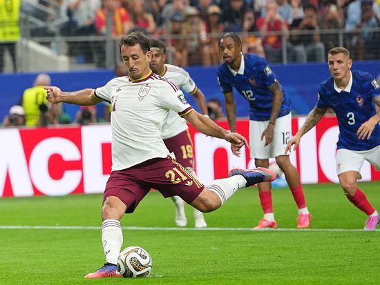Spain's solid defense silences France to book World Cup final spot