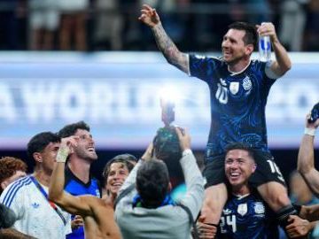 Martinez sends Argentina into World Cup final