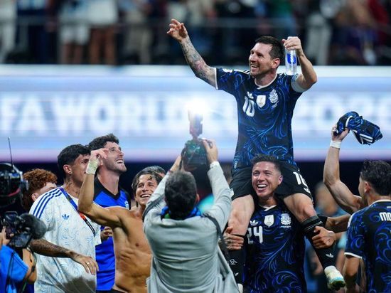 Martinez sends Argentina into World Cup final