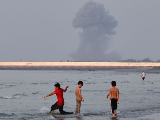 Explosions heard in Iran as US announces new round of strikes: media