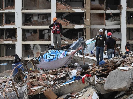 Venezuela quake death toll rises to 5,069