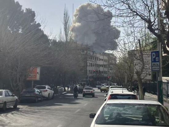 US forces launch new wave of strikes against Iran