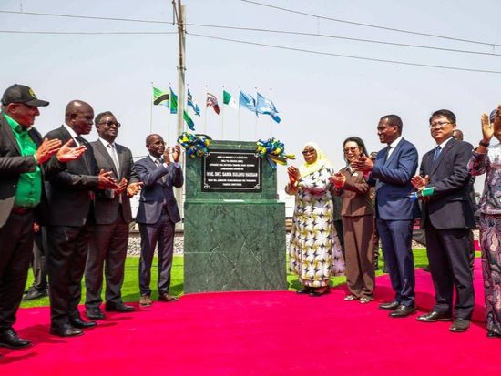 Tanzanian president hails Chinese firms' role in infrastructure development