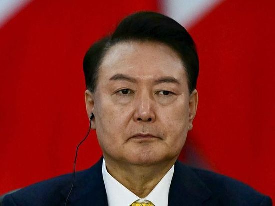 ROK parliament passes bill to extend independent counsel probe into ex-presidential couple
