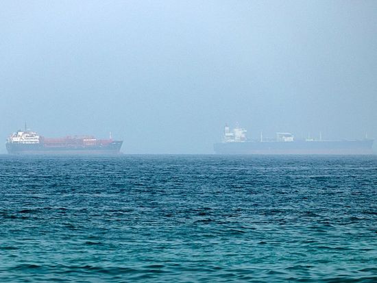 Iran threatens total regional oil blockade following US infrastructure strike warnings