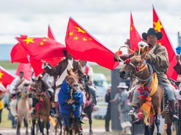 Horse racing competition kicks off in China's Xizang