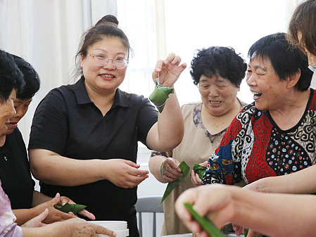China unveils guidelines to strengthen social work